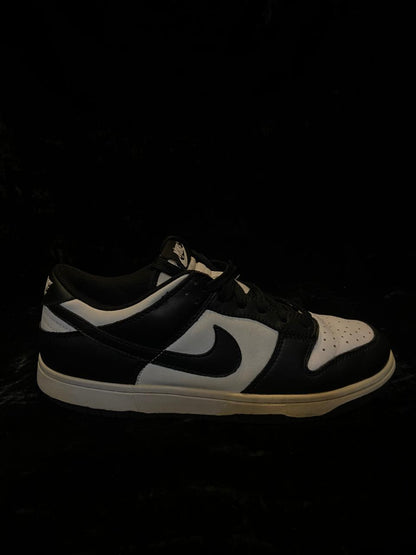 NIKE DUNK LOW RETRO PANDA 🐼