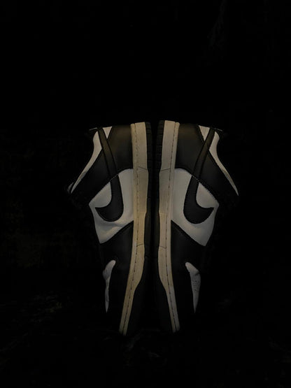 NIKE DUNK LOW RETRO PANDA 🐼