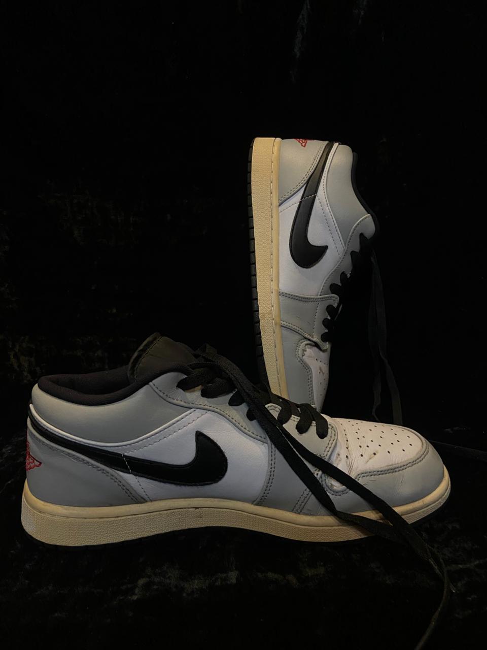 NIKE AIR JORDAN 1 LOW LIGHT SMOKE GREY☠️