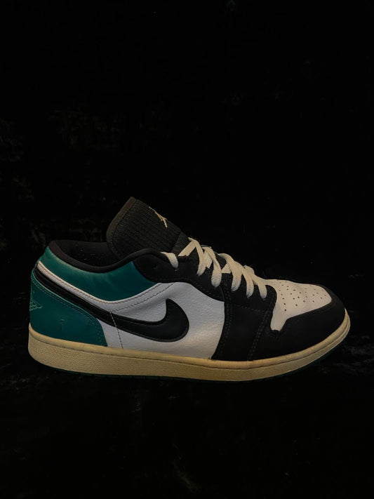 NIKE AIR JORDAN 1 LOW MYSTIC GREEN🤑