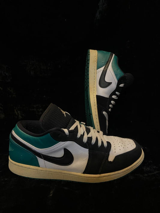 NIKE AIR JORDAN 1 LOW MYSTIC GREEN🤑