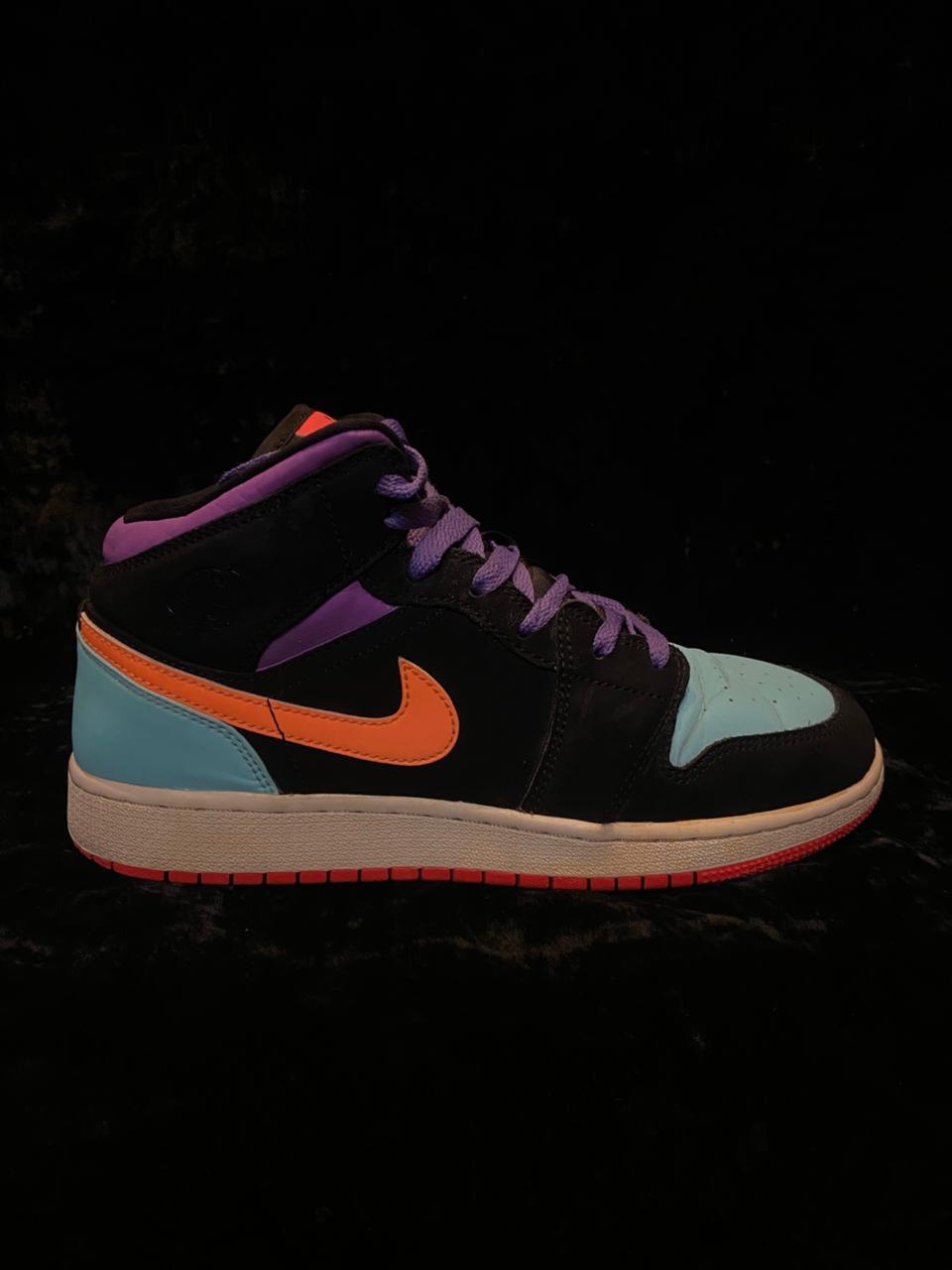 NIKE AIR JORDAN 1 MID GS CANDY 🍬