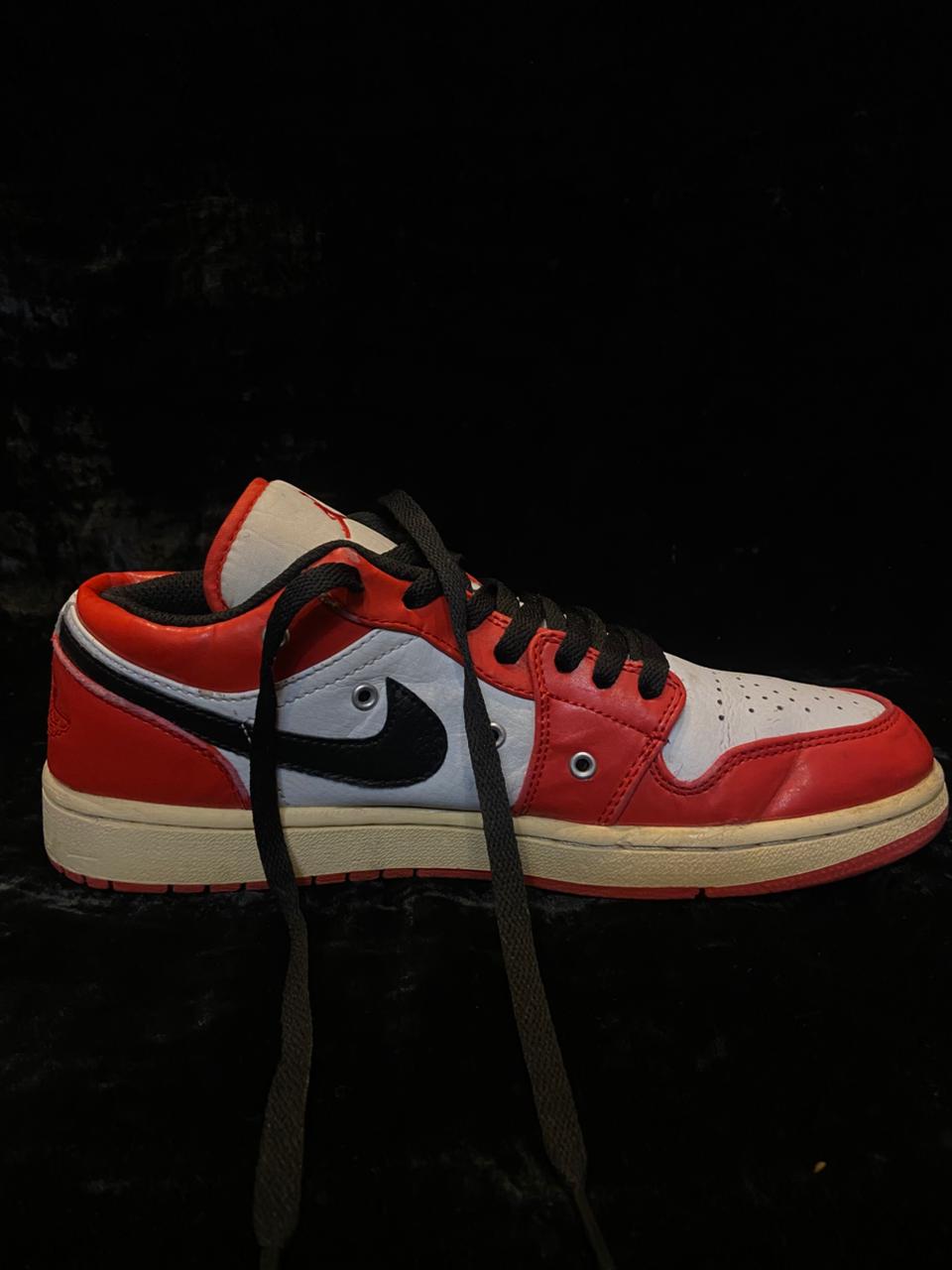 NIKE AIR JORDAN 1 LOW👽