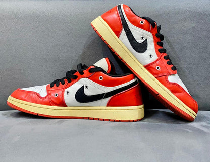 NIKE AIR JORDAN 1 LOW👽