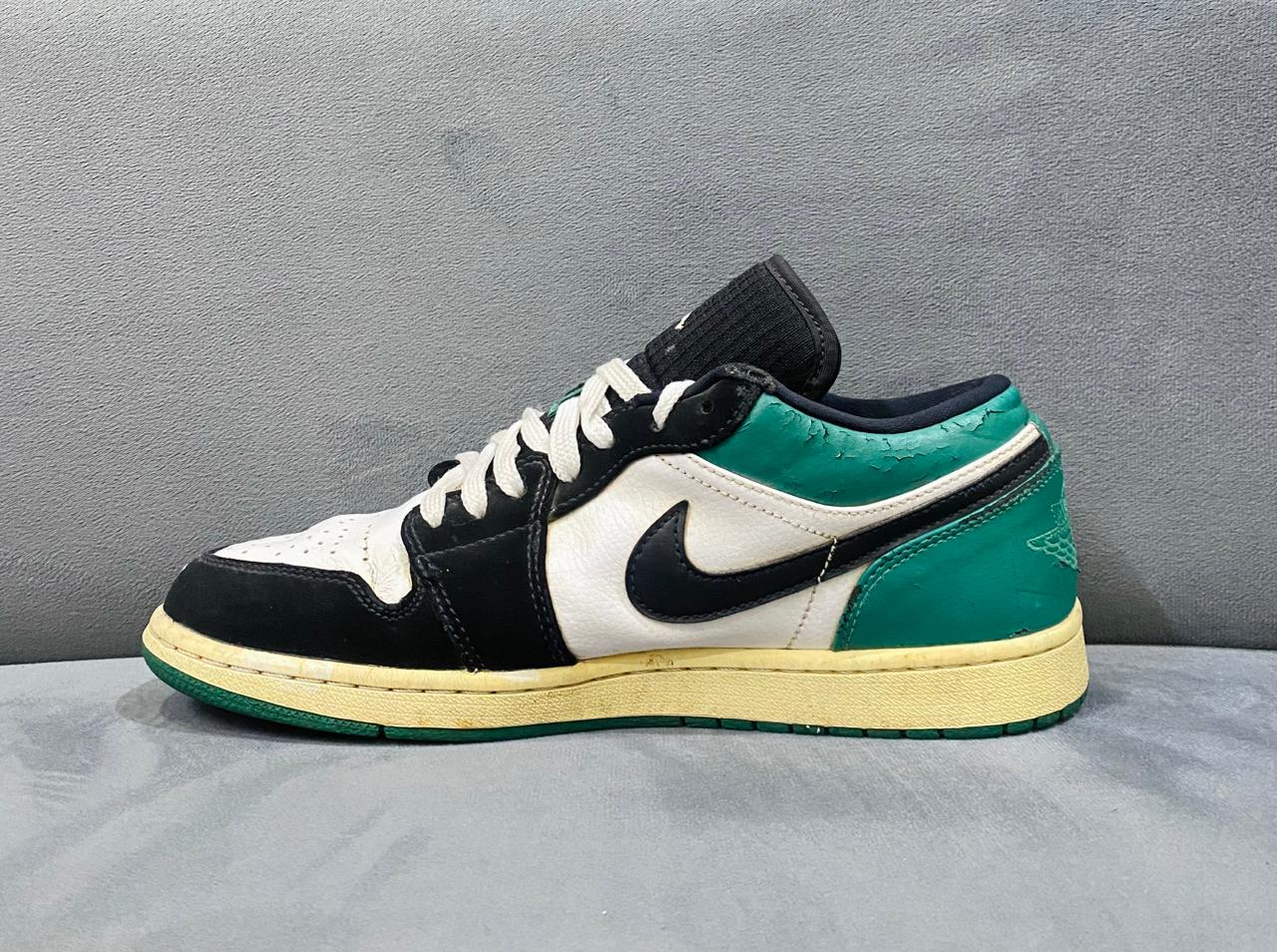 NIKE AIR JORDAN 1 LOW MYSTIC GREEN🤑