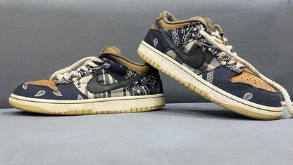 NIKE SB DUNK X TRAVIS🥵