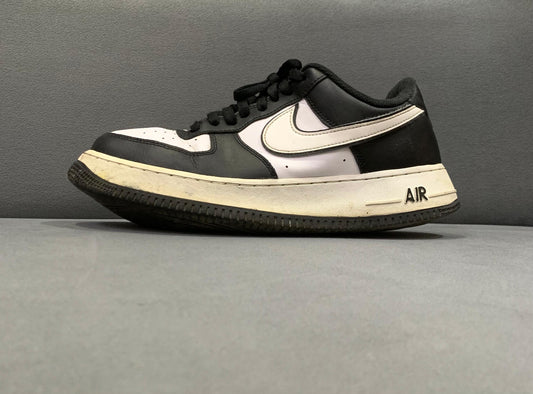NIKE AIR FORCE 1 LOW👽